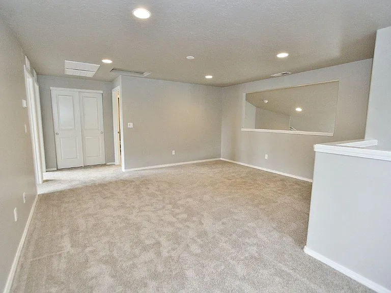 33 N Mingus Ave — Photo 20