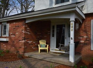 602 Bloomfield Rd, Traverse City, MI 49686