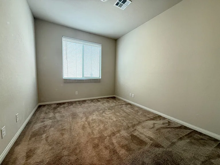 8974 Don Valley Ave — Photo 7