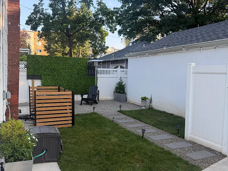 262 Anderson St #2 — Photo 50