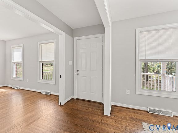 5th image of 16325 Coppertree Dr