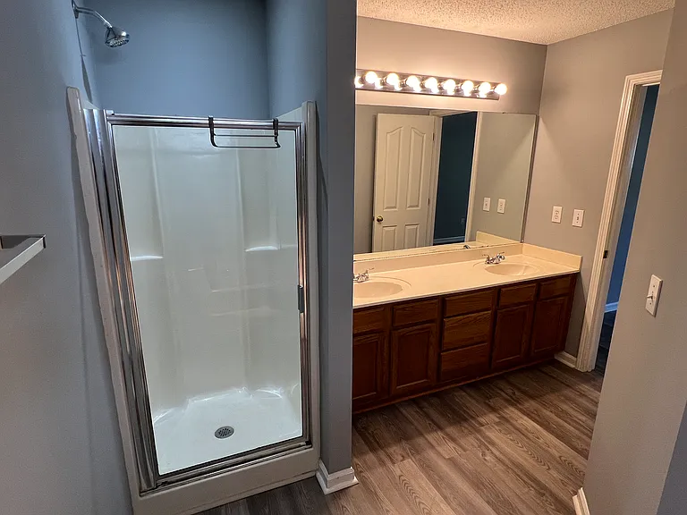 10322 Layton Ridge Ln — Photo 7