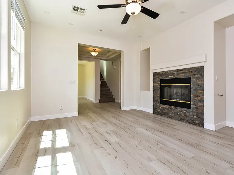 7557 Cultural Ct — Photo 6