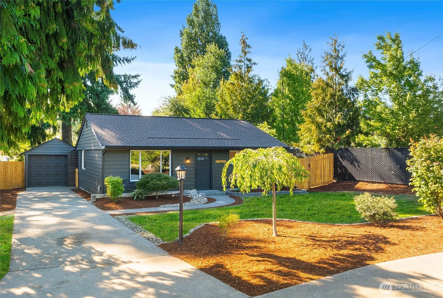 17027 37th Avenue S photo 1