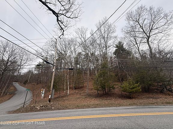 2nd image of Hull Rd #86