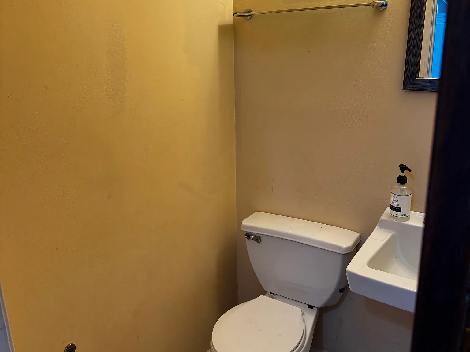 2 bed, 1.5 bath, 1016 sqft, $1,900 — Photo 3