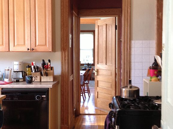 5th image of 3448 W Drummond Pl #1