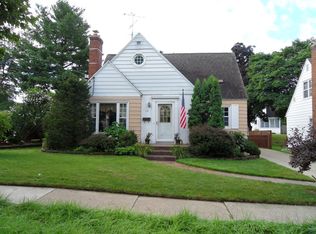 114 Guild St NE, Grand Rapids, MI 49505