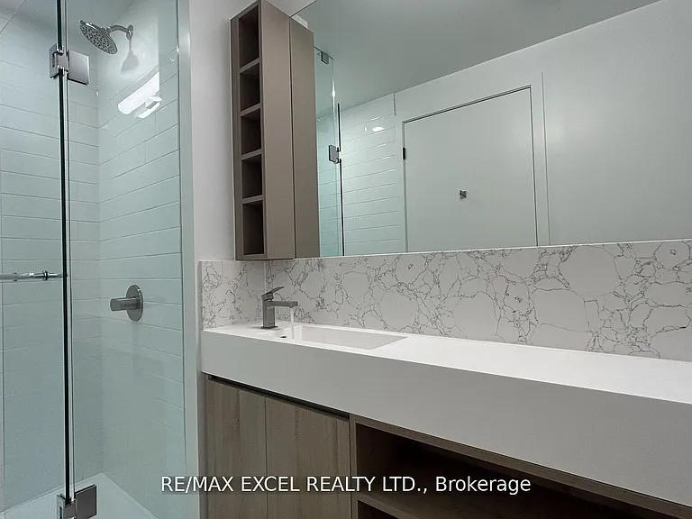 319 Jarvis St #5002 — Photo 12