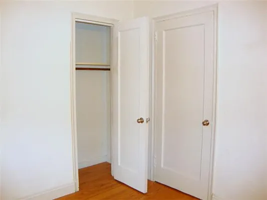 Rented by David Francis New York LLC | media 26