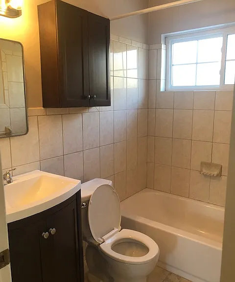 1003 Hilldale Dr #1003 — Photo 3