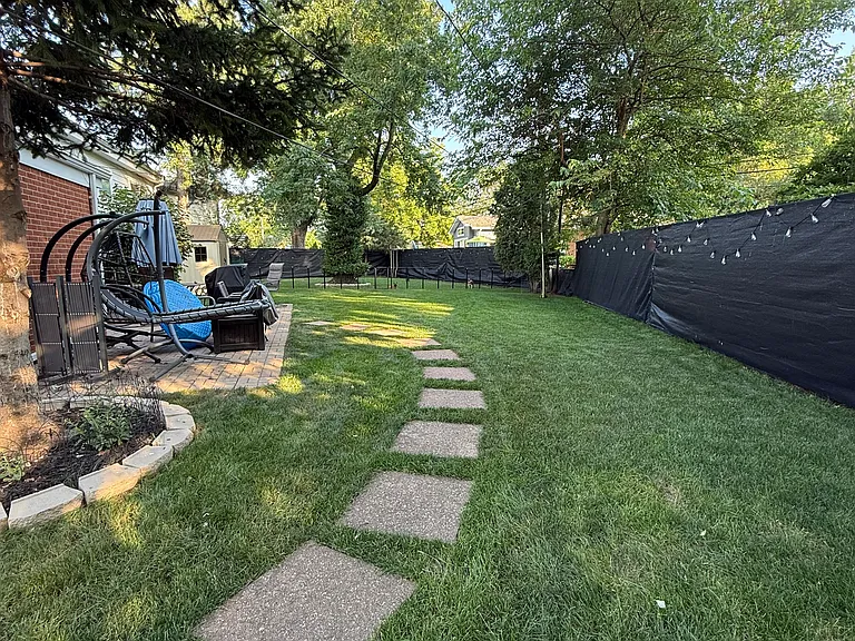410 E Atwater Ave — Photo 8