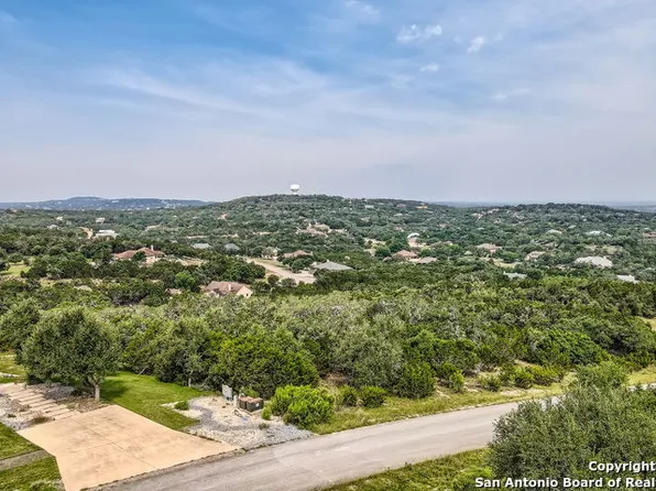 227 Champions Rdg, Spring Branch, TX 78070