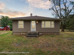 3907 S Grove Rd, Saint Johns, MI 48879