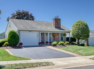 3 Flintshire Ter, Manchester, NJ 08759