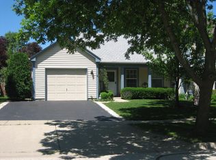 1124 Keswick Dr, Mundelein, IL