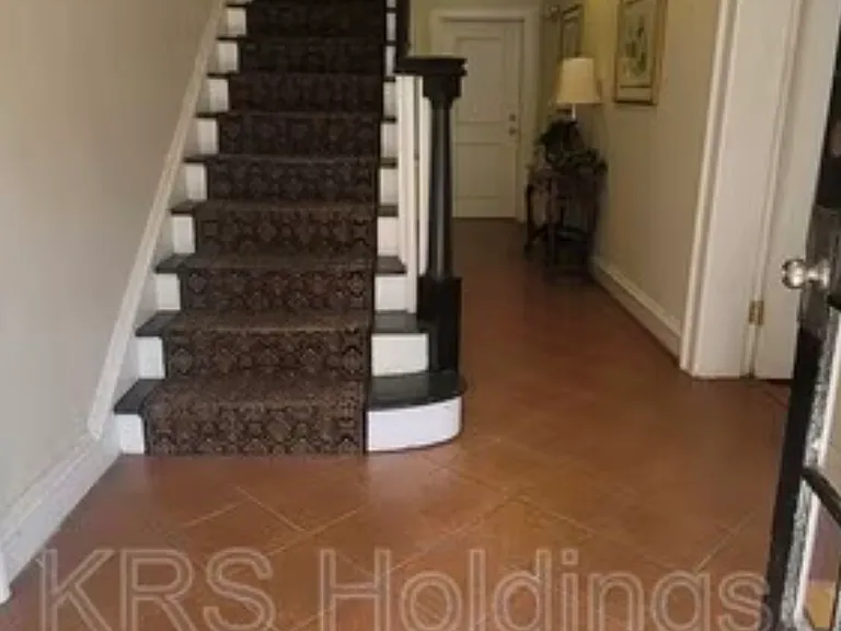 2710 Stuart Ave #8 — Photo 11