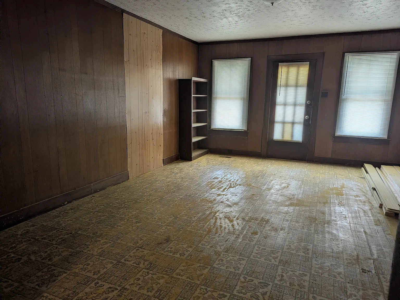 3 bed, 1240 sqft, $1,600 — Photo 3