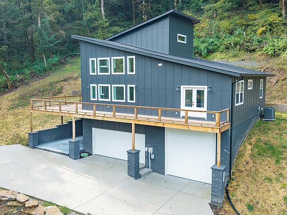 2nd image of 700 Shoreside Dr
