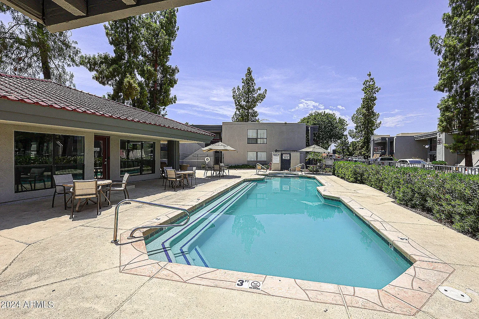 2 bed, 975 sqft, $1,850 — Photo 4