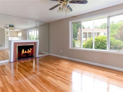 27 Redwood Dr, North Providence, RI, 02911