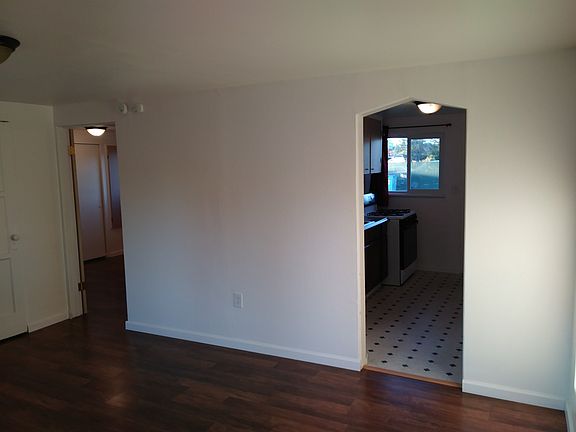 3rd image of 5819 77th St W