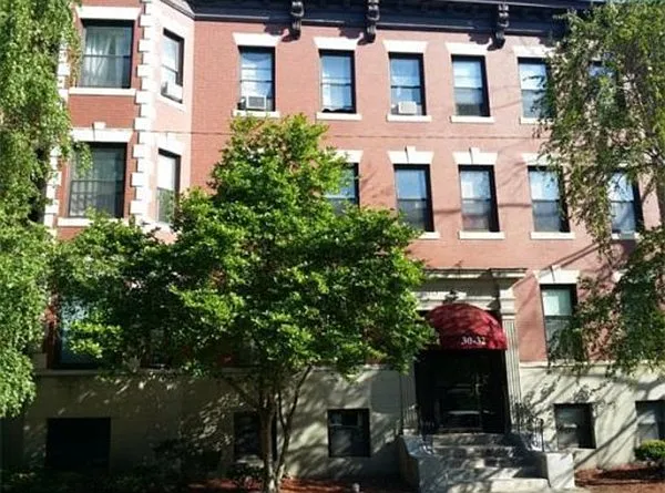 30 Glenville Ave #3 — Photo 9