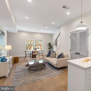 1413 Staples St NE #4, Washington, DC, 20002