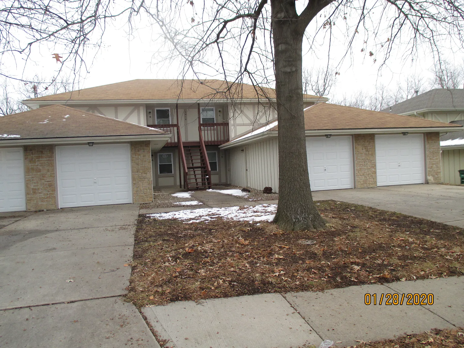2 bed, 1000 sqft, $1,150 — Photo 3