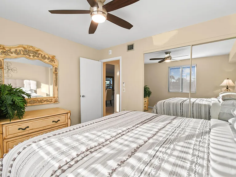 501 S Seas Dr #206 — Photo 35
