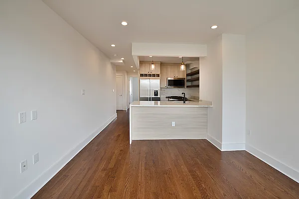 Rented by Sumitomo Real Estate Sales | media 13