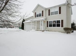 939 Nicholas Dr, Genoa, IL 60135