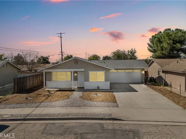 955 Marlyce Ln, Hemet, CA 92543
