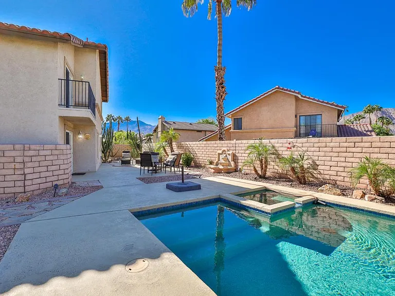 49035 Tango Ct — Photo 2