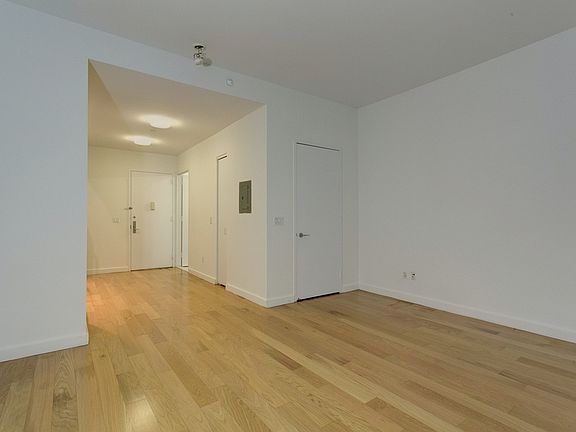 5th image of 37 Wall St APT 3L