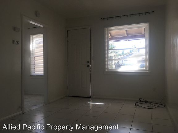 5th image of 11052 1/2 Evans St