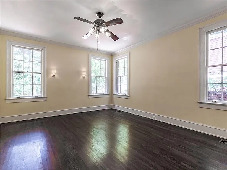 1681 E Clifton Rd NE — Photo 26
