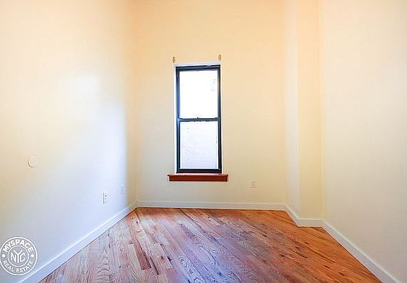 5th image of 381 Metropolitan Ave APT 4