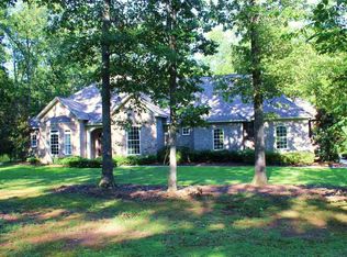 71 Ashwood Dr, Decatur, AL 35603