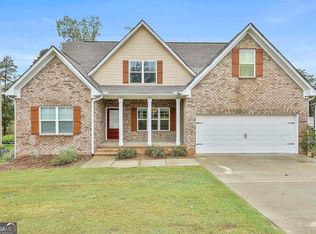 405 Lakeview Way, Lagrange, GA 30241