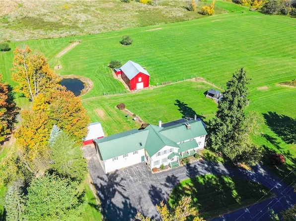 7073 Reservoir Rd, Clinton, NY 13323