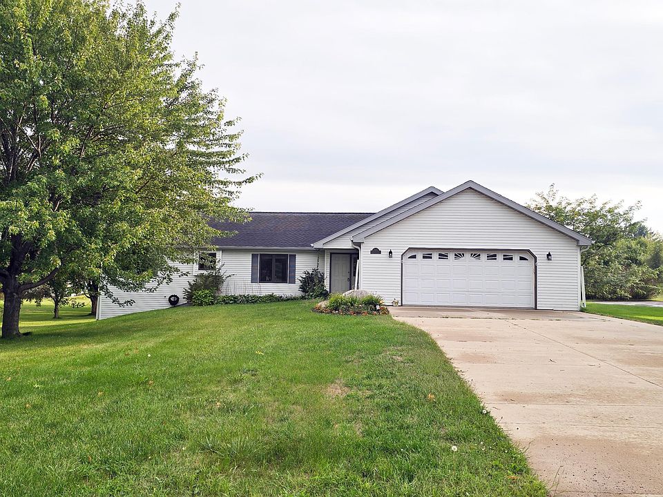 1st image of 105 Park View Dr