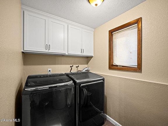 4th image of 5421 W Fairway Ln Unit 23