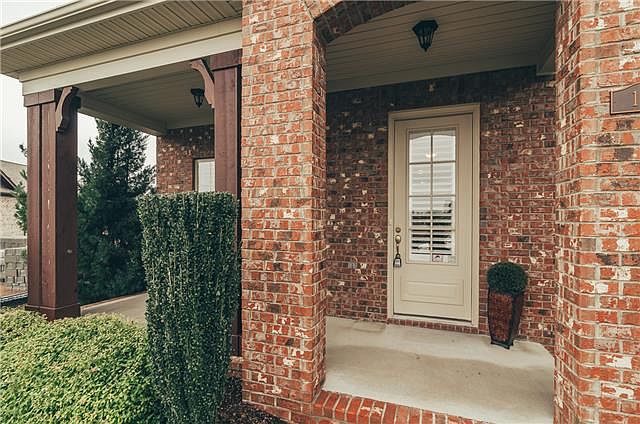 2nd image of 1106 Paddock Park Cir