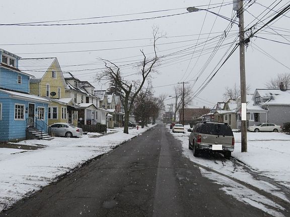 4th image of 181 Floss Ave