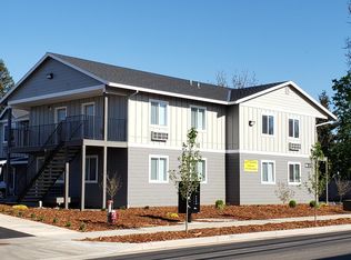 814 N 2nd St #TZYEWR94P, Silverton, OR 97381