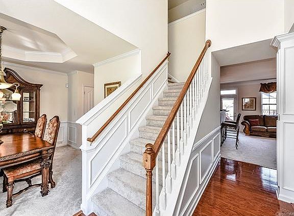 2nd image of 16037 Stuarts Draft Ct
