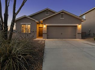 160 El Camino Loop NW, Rio Rancho, NM 87144