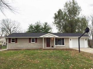 955 Beechtree Dr, Columbus, IN 47203