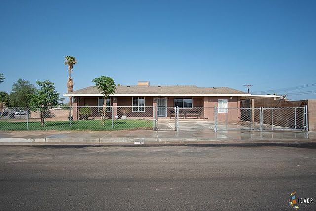 1st image of 348 S Railroad Ave